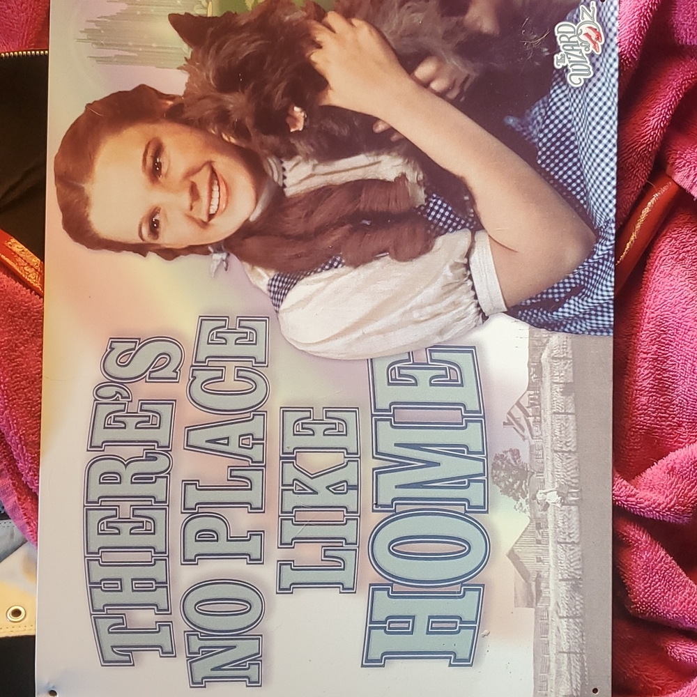 The Wizard of Oz sign wall decor